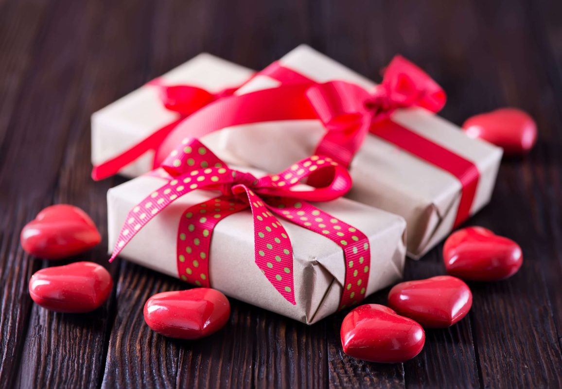 kaj podariti za valentinovo