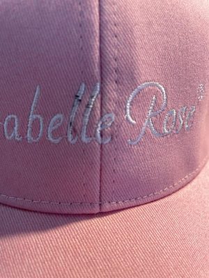 Alternative view of Kapa s šiltom Isabelle Rose v roza barvi in z vezeno vrtnico - Z NAPAKO