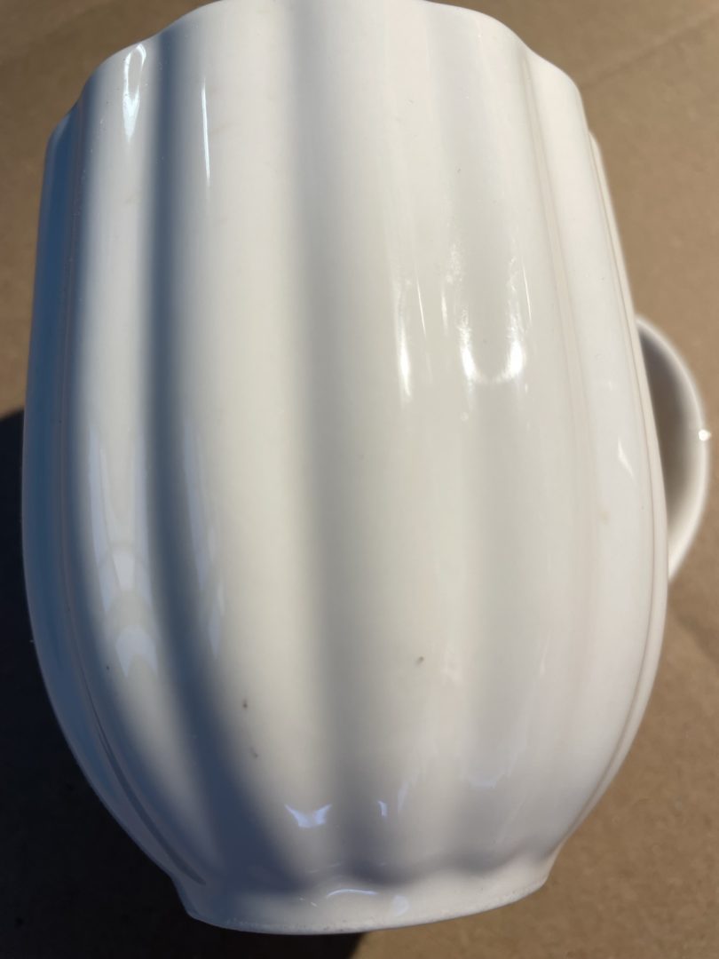 Porcelanasta Royal Rose skodelica v beli barvi z zlatim robom 320 ml Isabelle Rose - Z NAPAKO - slika 4