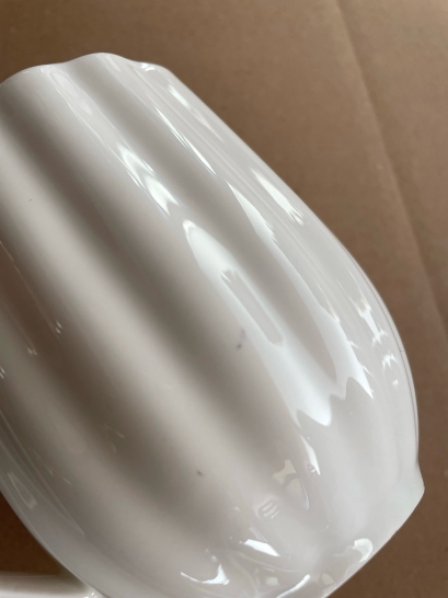 Porcelanasta Royal Rose skodelica v beli barvi z zlatim robom 320 ml Isabelle Rose - Z NAPAKO - slika 3