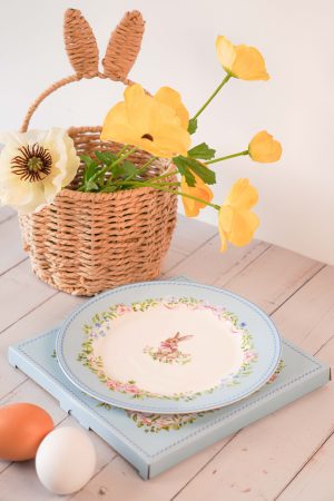 Alternative view of Porcelanasti desertni krožnik Easter Joy v modri barvi 19 cm Isabelle Rose