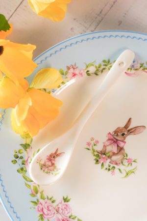 Porcelanasta žlička Easter Joy 13 cm Isabelle Rose