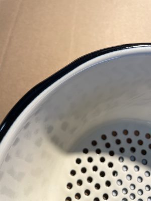 Alternative view of Emajlirano cedilo v MLEČNI barvi 1L Isabelle Rose - Z NAPAKO