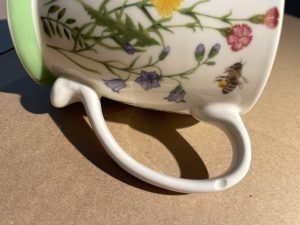 Alternative view of Porcelanasta skodelica Meadow 430 ml Isabelle Rose – OKRUŠENA